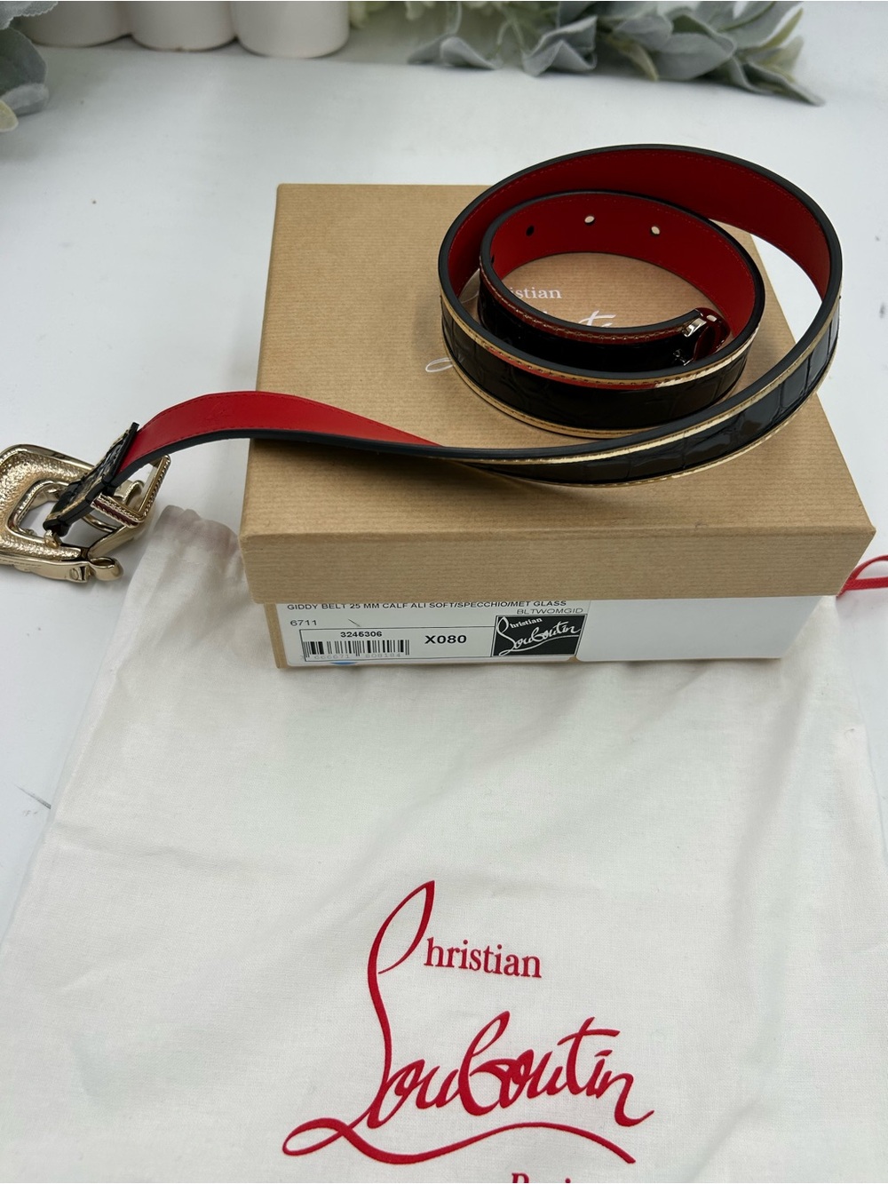 Women's Christian Louboutin GIDDY logo buckle belt size 80 cm/30 inches - Picture 8 of 9
